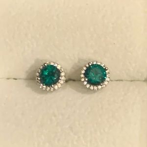 Women’s stud earrings. Emerald and white sapphires. SS. beautifully packaged